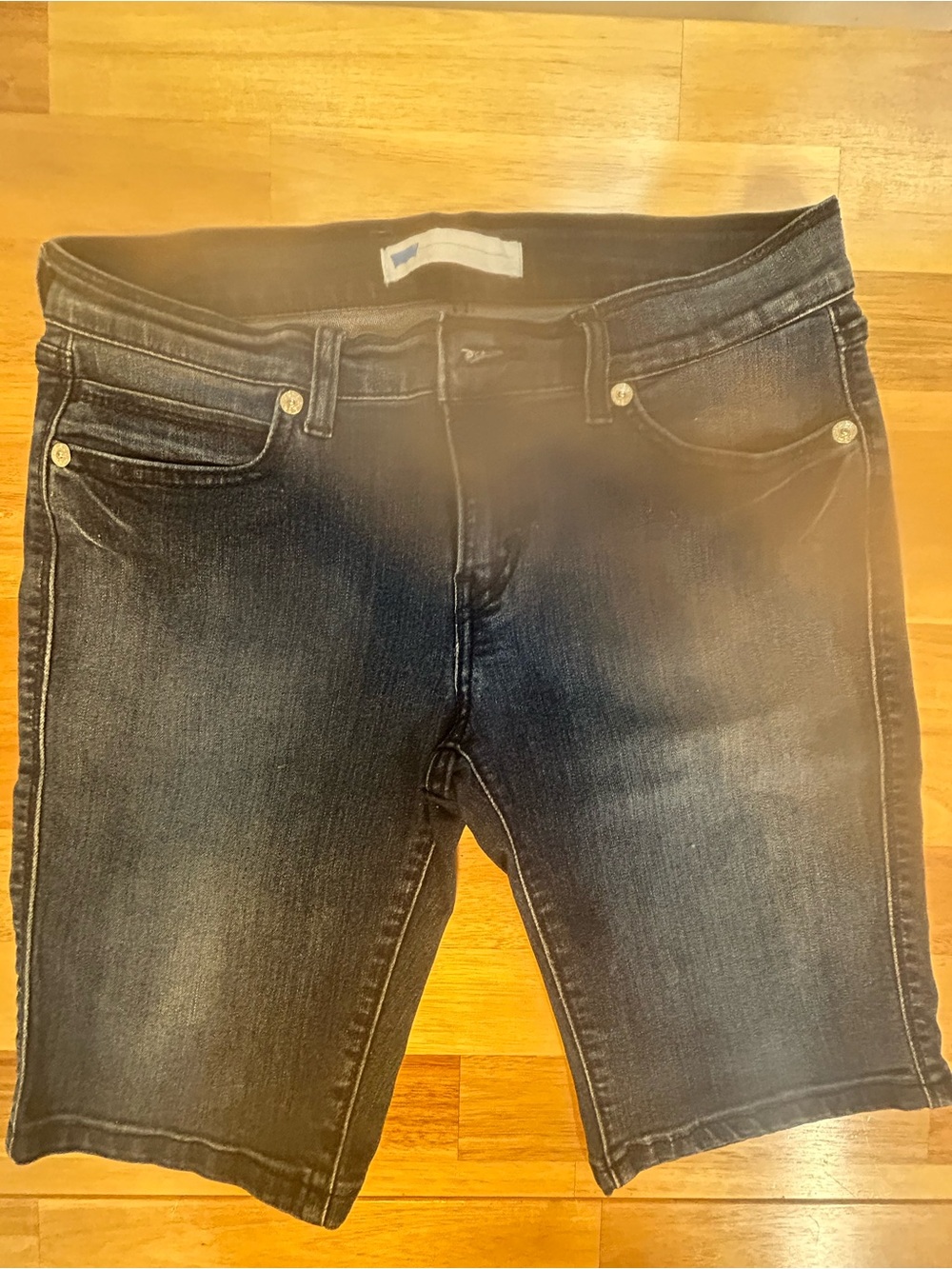 Levi's White Tab 10" Jean Shorts Size Womens 29